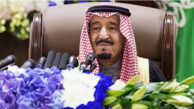 قرر الملك سلمان ابقاء كل الوزراء في مناصبهم بمن فيهم وزراء الخارجية والنفط والمالية