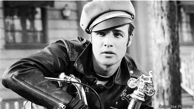 Марлон Брандо в фильме "Дикарь"