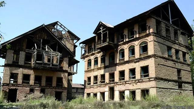 कश्मीरी पंडितों का खंडहर
