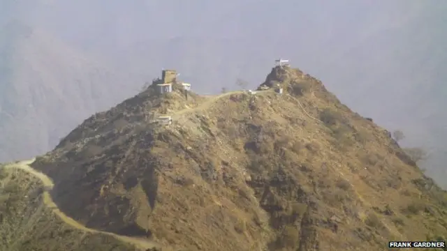 یمن کے مقامی قبائل کا کہنا ہے کہ ان متنازع ڈرون حملوں میں اب تک درجنوں عام شہری مارے جا چکے ہیں