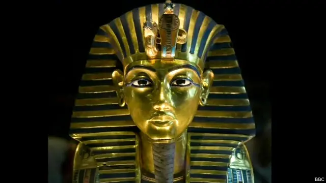 Vua Tutankhamun chết cách đây 3 ngàn năm, khi mới 19 tuổi