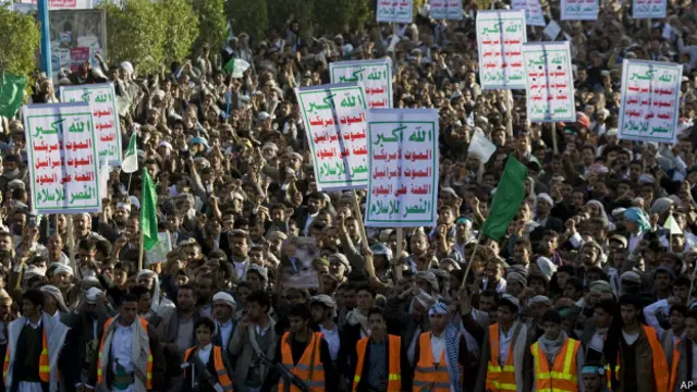 Manifestantes en Yemen