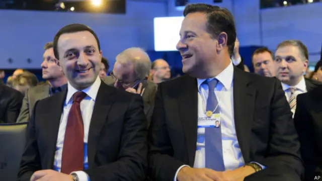 Ираклий Гарибашвили (слева)