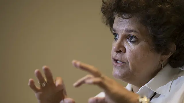 No cargo desde 2010, Izabella Teixeira defende as metas do Brasil para convenção da ONU e pede "um décimo" do mesmo compromisso a países desenvolvidos