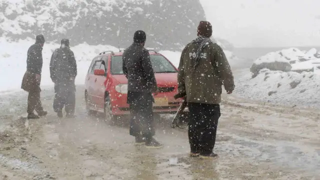 چمن کوئٹہ شہر سے شمال میں اندازاً 130 کلومیٹر کے فاصلے پر واقع ہے