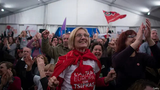 Сторонники "Сиризы" празднуют победу в Афинах