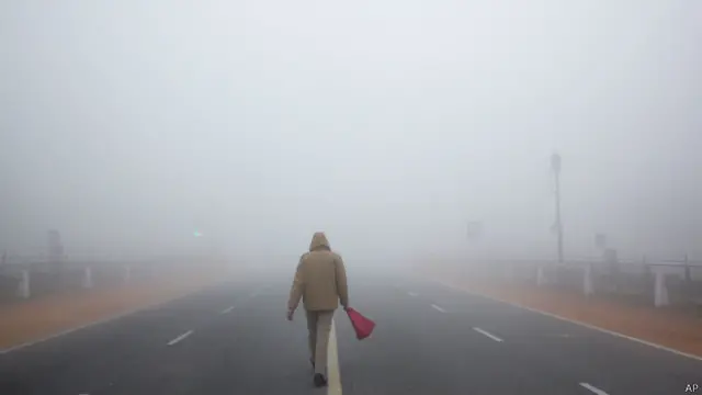 राजपथ पर दिल्ली पुलिस का जवान 