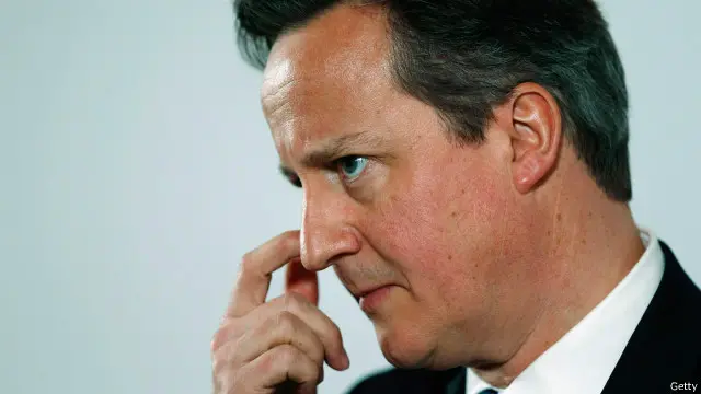  اپوزیشن جماعتیں وزیراعظم ڈیوڈ کیمرون کے بیان کو بے باک اور خودپسندانہ قرار دے رہی ہیں