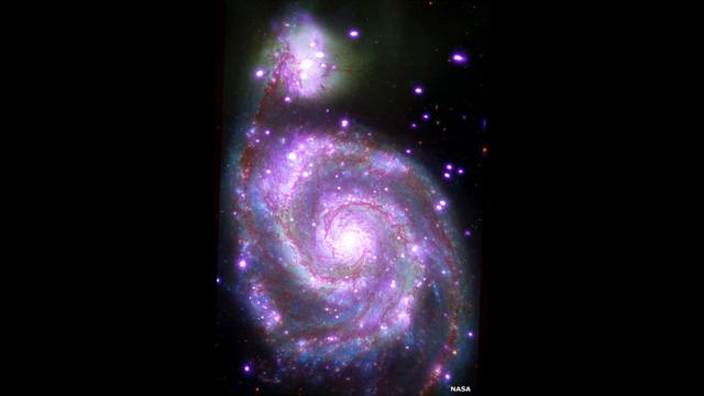 Messier 51 (M51). Rayos X: NASA/CXC/SAO; UV: NASA/JPL-Caltech; Optical: NASA/STScI; IR: NASA/JPL-Caltech