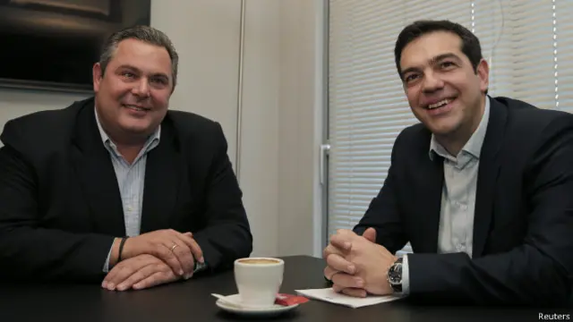 新政府任命的國防部長帕諾斯·卡門諾斯（Panos Kammenos）可能讓事情變得有點複雜。他是右翼政黨獨立希臘人黨黨魁，他所領導的政黨也反對金融救助計劃，並且在大選之後同意與激進左翼聯盟組成聯合政府。去年，他因指責希臘的猶太人不繳稅而備受指責。