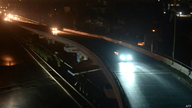 पाक में बिजली संकट