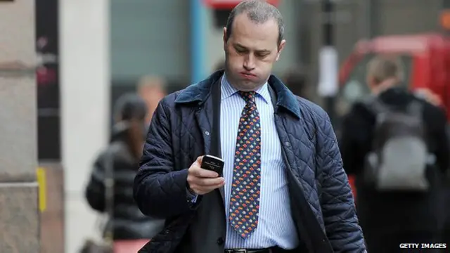 Хоча розробники стверджують, що дані видаляються також і з серверів, аналітики в цьому сумніваються