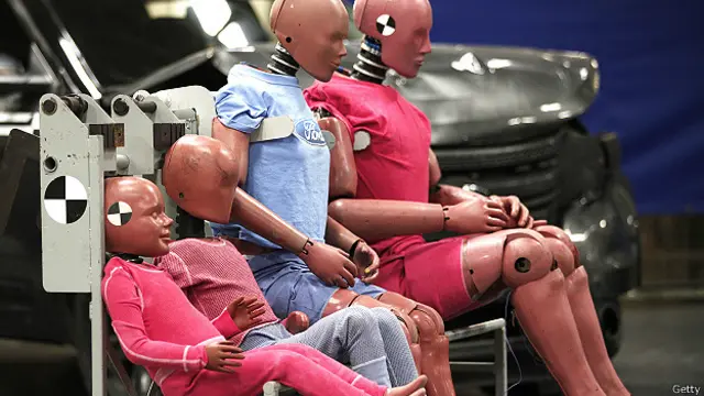 Манекены для краш-тестов