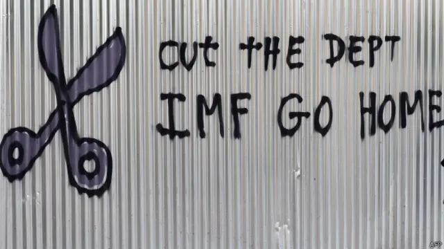 надпись на стене в Греции