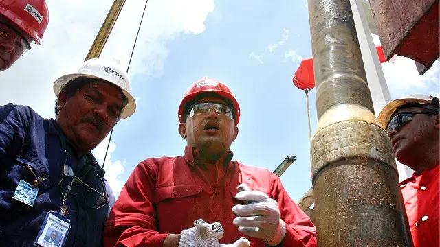 Nhiều nước xuất khẩu dầu như Venezuela đang bị ảnh hưởng ngân sách do giá dầu giảm.