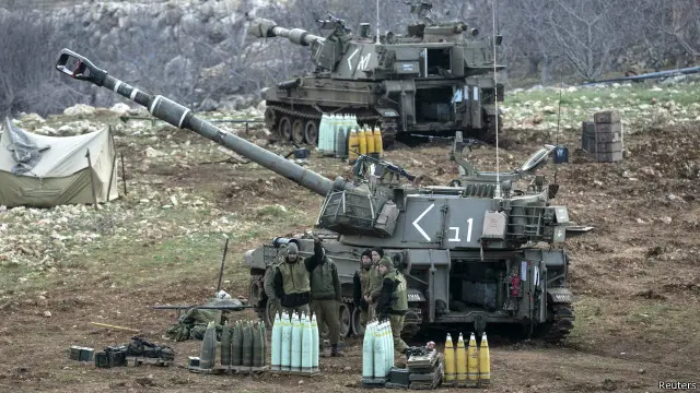 لاتزال القوات الإسرائيلية في حالة تأهب في الجولان منذ الغارة الإسرائيلية على قافلة لحزب الله.