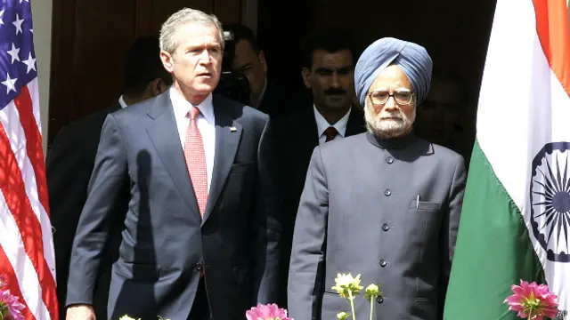 जॉर्ज बुश और मनमोहन सिंह