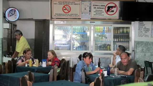 Aviso anti armas en Venezuela