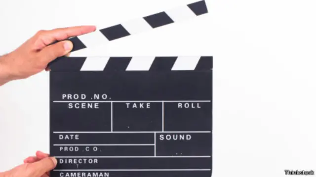 لا يعتمد بنيان الفيلم على تكثيف الأحداث وتصعيدها، بل إن أحداثه تمضي إلى نهايته ببطء وهي تتلاشى تماما مثلما تتلاشى أليس نفسها.