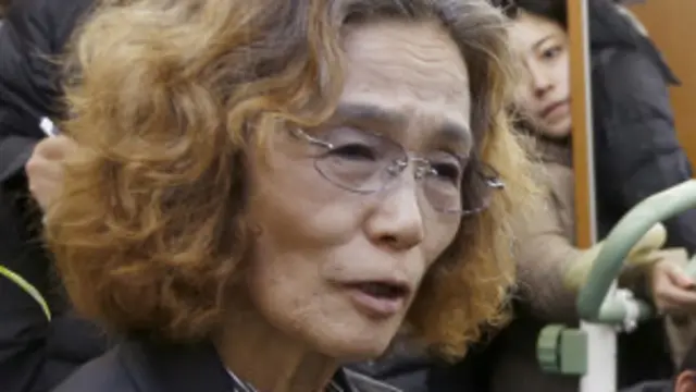 جونکو ایشیدو، مادر کنجی گوتو، پیشتر با حضور در یک کنفرانس خبری در توکیو از داعش خواسته بود که پسرش را آزاد کنند