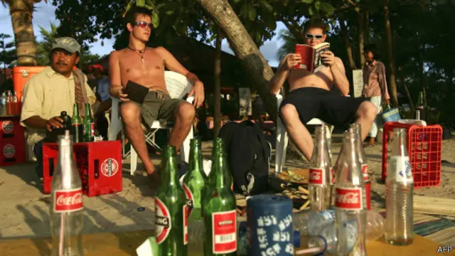 Peraturan pelarangan penjualan di minimarket berlaku di seluruh Indonesia, termasuk di Bali dan daerah wisata lainnya.