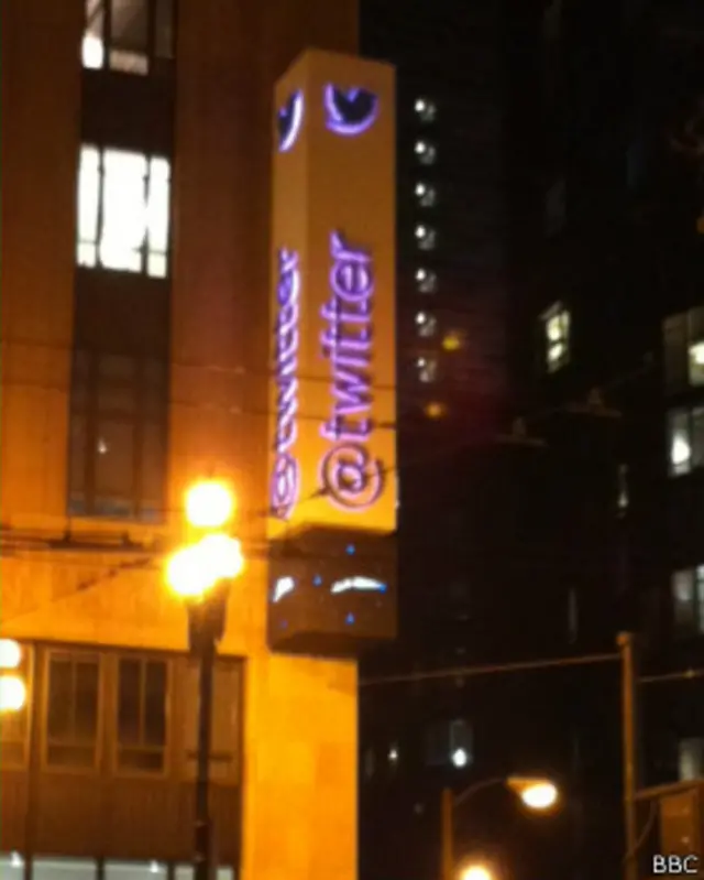 شہر کے ایک پسماندہ علاقے کی ترقی کے لیے بڑی کمپنیوں کو ٹیکس میں نرمی دینے کی پیشکش ہوئی جس سے ٹوئٹر نے فائدہ اٹھایا