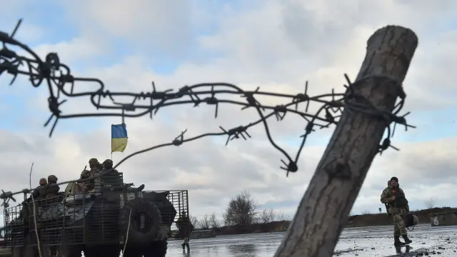 سی این این کا کہنا ہے کہ امریکہ یوکرین کو ٹینک شکن، میزائل شکن اور مارٹر شکن دفاعی ہتھیار فراہم کر سکتا ہے۔