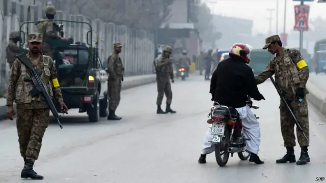 احسان غنی کا کہنا تھا کہ آرمی پبلک سکول واقعے کے بعد 411 افراد کو تختہ دار پر لٹکا دیا گیا ہے