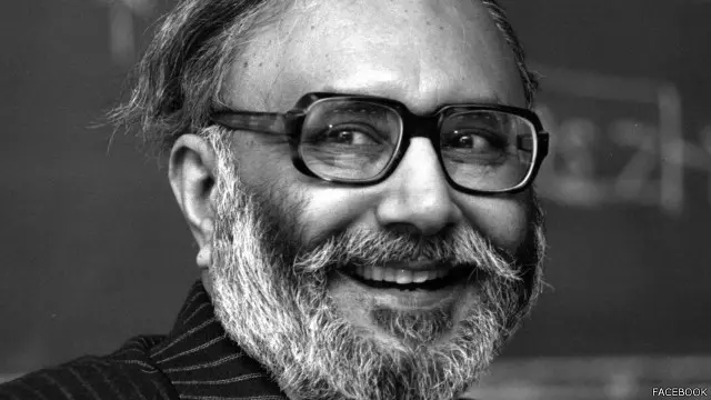 ڈاکٹر عبدالسلام کے لندن والے گھر میں ان کے کمرے کو میوزیم بنا دیا گیا ہے جس میں ان سے وابستہ تمام چیزیں موجود ہیں