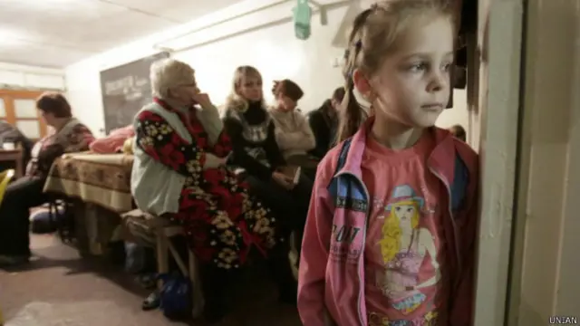 Люди в Дебальцевому