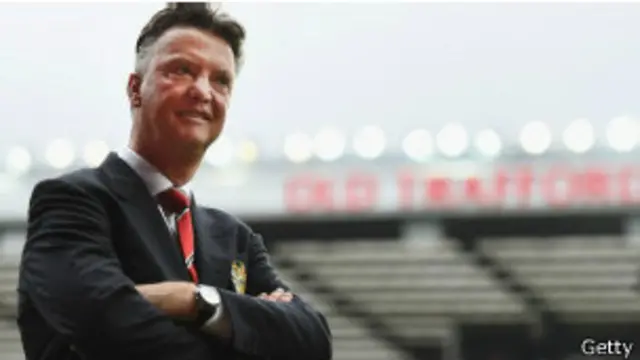 Para Van Gaal, Riquelme era el mejor con la pelota pero no aportaba suficiente en defensa.