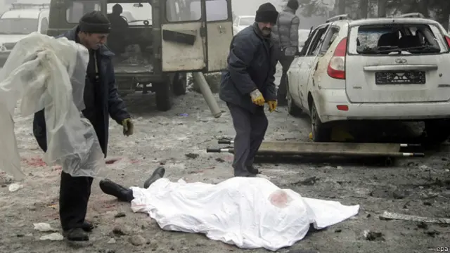 قتل اكثر من 20 في شرقي اوكرانيا يوم الجمعة