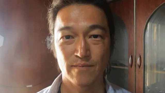 Antes de ir a Siria en octubre del año pasado, Goto grabó un video en que decía que se dirigía a Raqqa, donde se encuentran los cuarteles generales de EI.