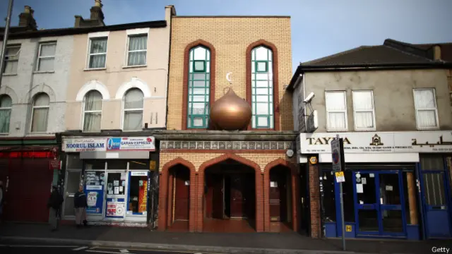 La acción busca dar a conocer el islam después de los ataques de radicales en Francia el mes pasado.