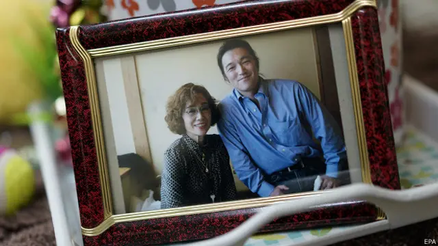 Журналіст зі своєю матір'ю