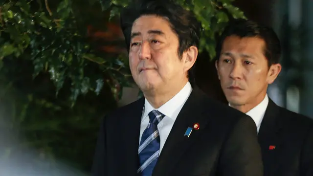 وزیرِ اعظم آبے نے صحافی کے قتل کو ’گھناونا عمل‘ قرار دیتے ہوئے کہا کہ جاپان بین الاقوامی برادری کے ساتھ مل کر اس کے ذمہ داروں کو انصاف کے کٹہرے میں لانے کی کوشش کرے گا