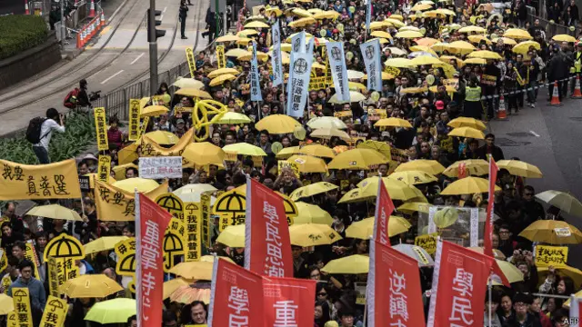 Марш протеста в Гонконге 1 февраля