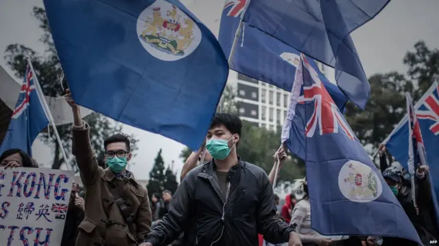 مبصرین کا کہنا ہے کہ جلوس میں طلبا اور نوجوانوں کی بہت بڑی تعداد شامل تھی۔