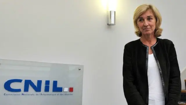 رئيسة هيئة الرقابة على الخصوصية في فرنسا طالبت غوغل سابقا بتعديل سياستها بشأن الخصوصية أو مواجهة إجراءات قانونية 