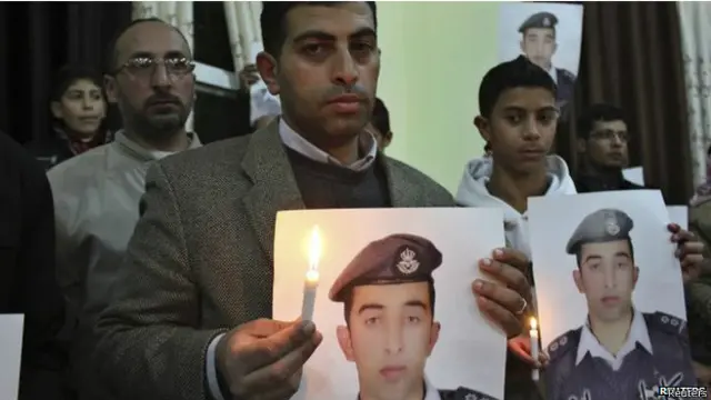 Thân nhân của trung úy Kasasbeh yêu cầu có thêm thông tin về ông