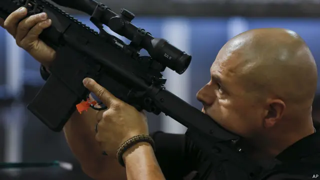 अमरीका, बंदूक