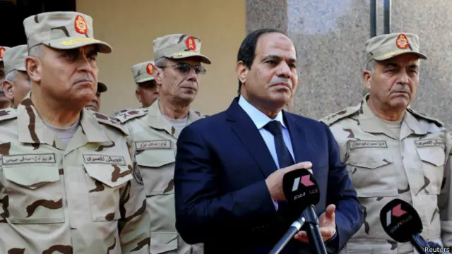 Presiden Mesir Abdel Fattah al-Sisi menyetujui Konstitusi baru tentang komposisi kursi parlemen yang dianggap penentangnya tidak demokratis. 