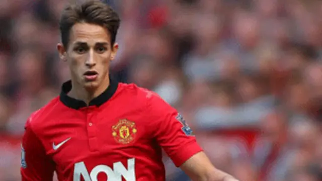 贾努扎伊成为埃弗顿的租借目标