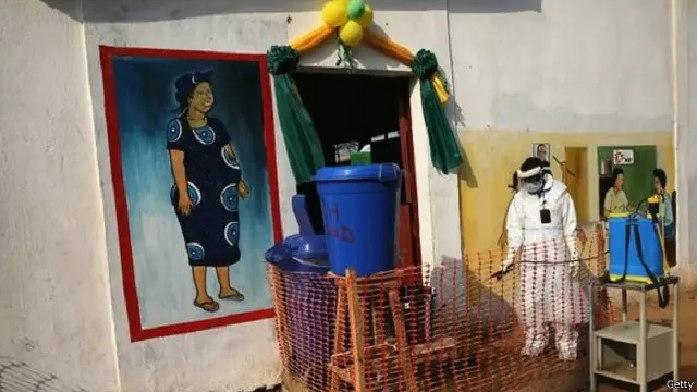 من غير الواضح حتى الآن إذا كان اللقاح سيوفر حماية ضد الإصابة بالمرض أم لا