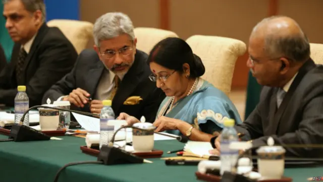 भारत, चीन, रूस बैठक, सुषमा स्वराज