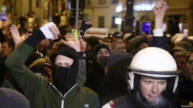 Марш ПЕГИДА в Вене