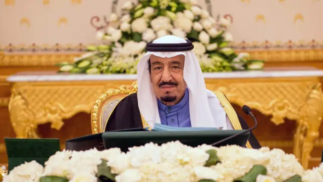 نئے سعودی بادشاہ سلمان بن عبدالعزیز نے اپنے پیش رو کی پالیسیاں جاری رکھنے کا اعلان کیا ہے