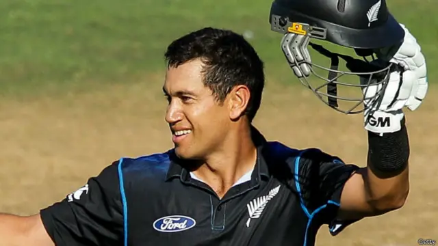 ٹیلر کی سنچری ایک روزہ کرکٹ میں نیوزی لینڈ کی جانب سے بنائی جانے والی سوویں سنچری تھی