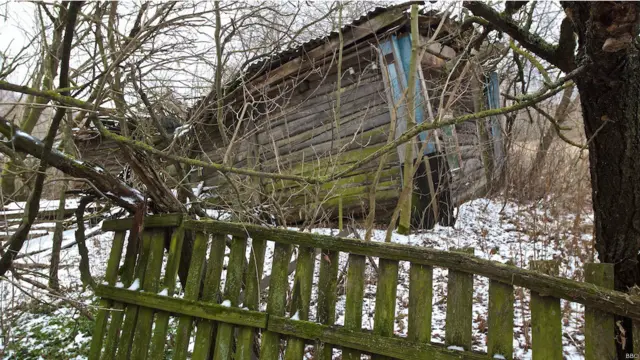 Буряківка, Нова Красниця, Товстий Ліс, Глинка, Зимовище, Красне... Ці села, які опинилися в Зоні відчуження, сьогодні навіть не нанесені на карту.