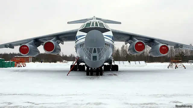 Ил-76 с бомбами - ilyushin.org